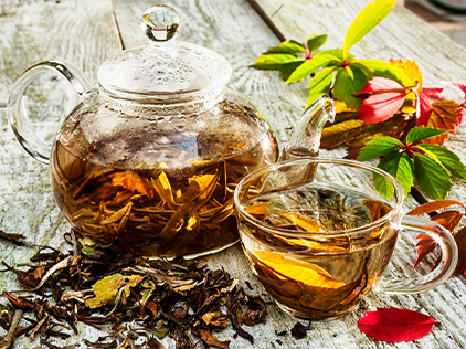 Полезные свойства травяного чая для бани