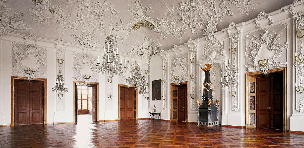 Вюрцбургская резиденция черно белый зал